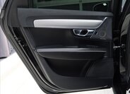 Volvo S90 Sedan / Limuzína 2,0 l 235 kw