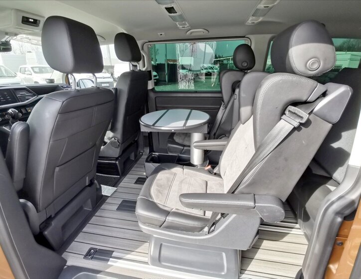 Volkswagen Multivan VAN / Minibus 2,0 l 150 kw