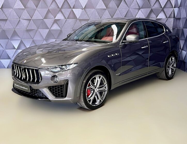 Maserati Levante SUV / Terénní 3,0 l 316 kw