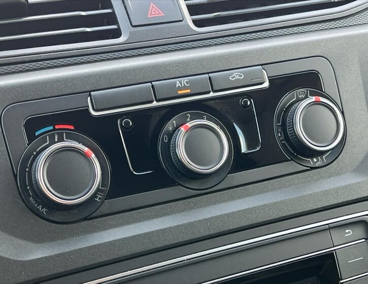 Volkswagen Caddy Skříň 1,4 l 92 kw