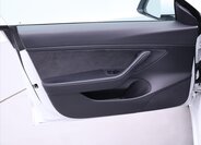 Tesla Model 3 11