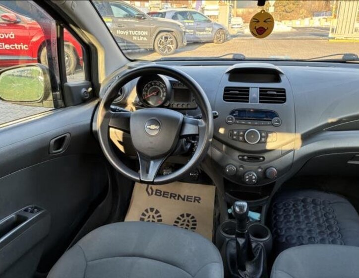 Chevrolet Spark Hatchback 995,0 50 kw
