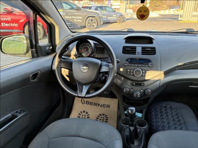 Chevrolet Spark Hatchback 995,0 50 kw