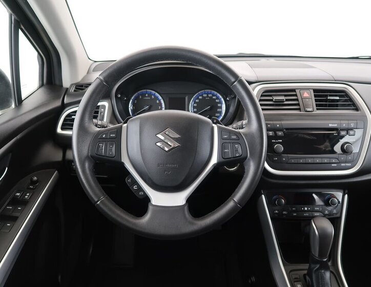 Suzuki SX4 S-Cross SUV / Terénní 1,6 l 88 kw