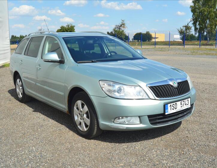 Škoda Octavia 10