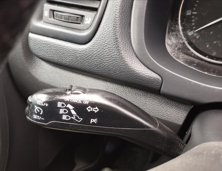 Škoda Roomster MPV 1,2 l 63 kw