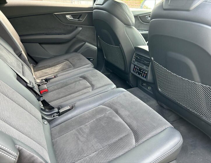 Audi SQ7 SUV 4,0 l 320 kw