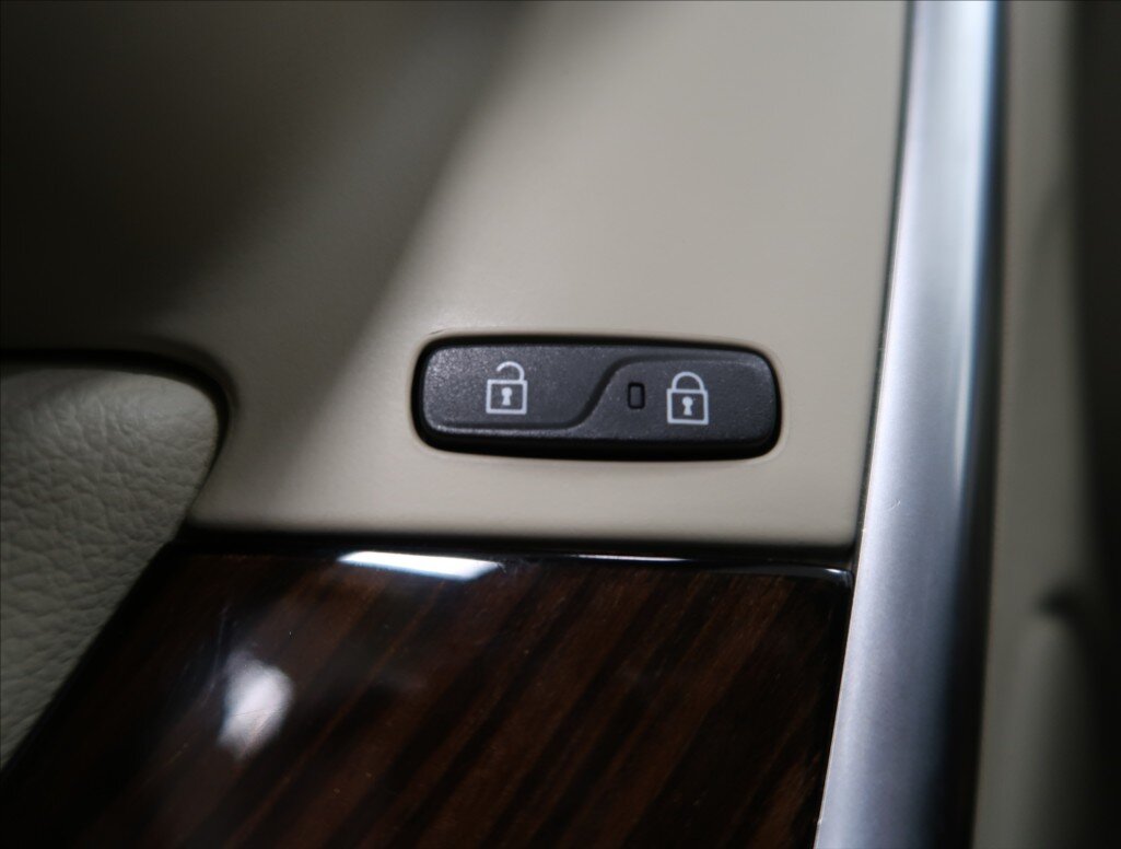 Volvo S60 Sedan / Limuzína 2,0 l 140 kw