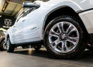 Dodge RAM Pick-up 5,7 l 291 kw