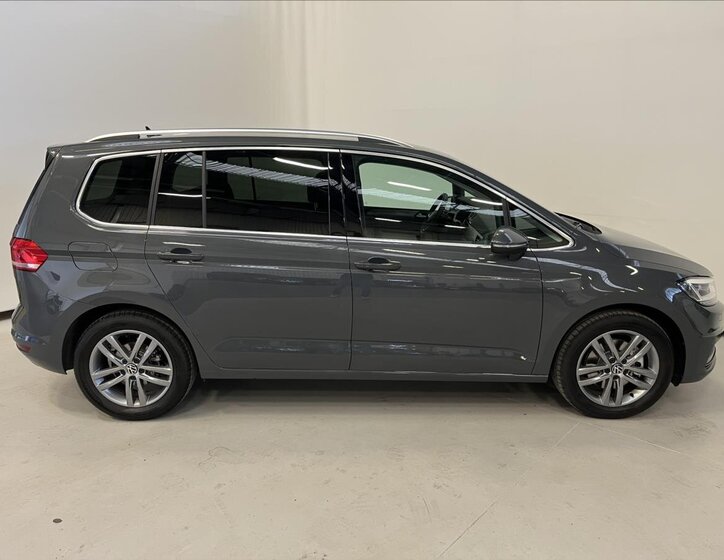 Volkswagen Touran MPV 1,5 l 110 kw