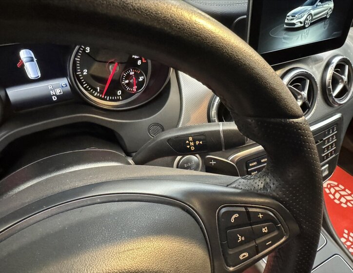 Mercedes-Benz CLA Kombi 2,1 l 130 kw