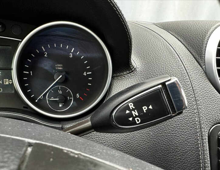 Mercedes-Benz GL Ostatní 3,0 l 165 kw