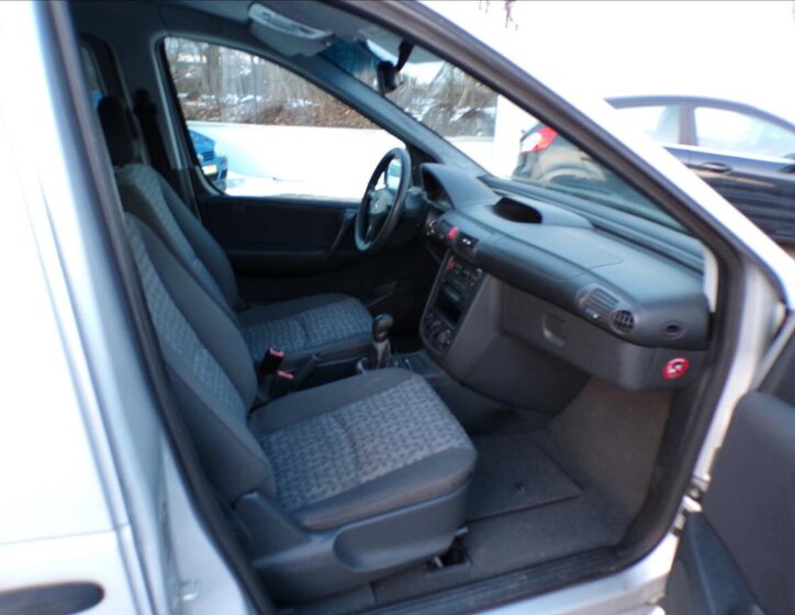 Mercedes-Benz Vaneo Kombi 1,6 l 75 kw