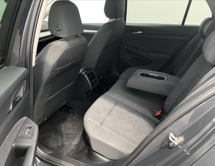 Volkswagen Golf Hatchback 1,5 l 96 kw