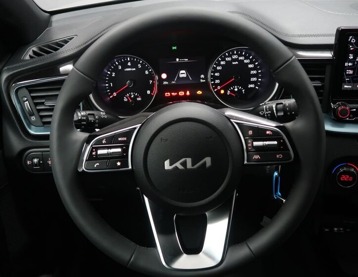 KIA Ceed Hatchback 1,5 l 103 kw