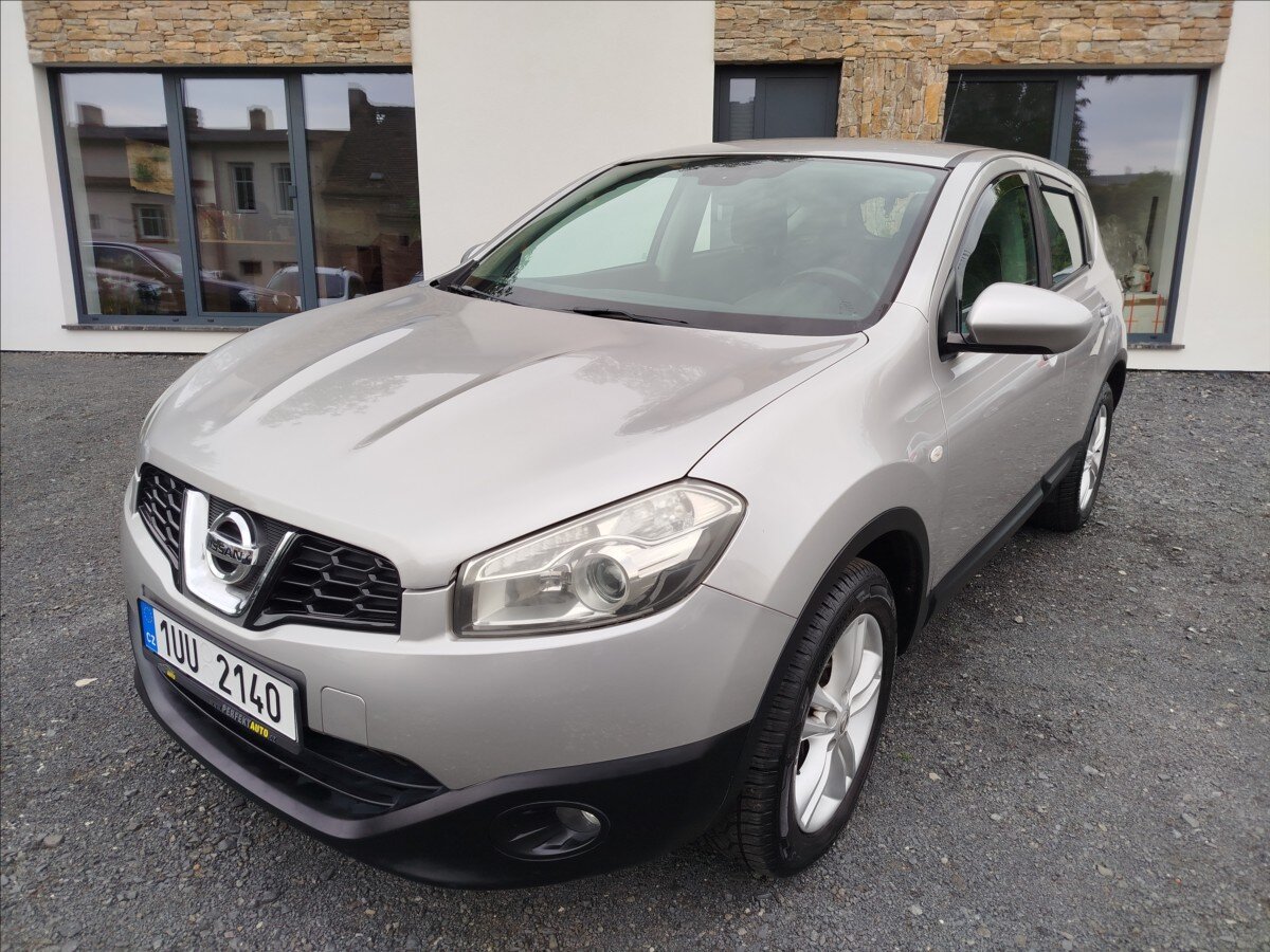 Nissan Qashqai SUV / Terénní 2,0 l 110 kw