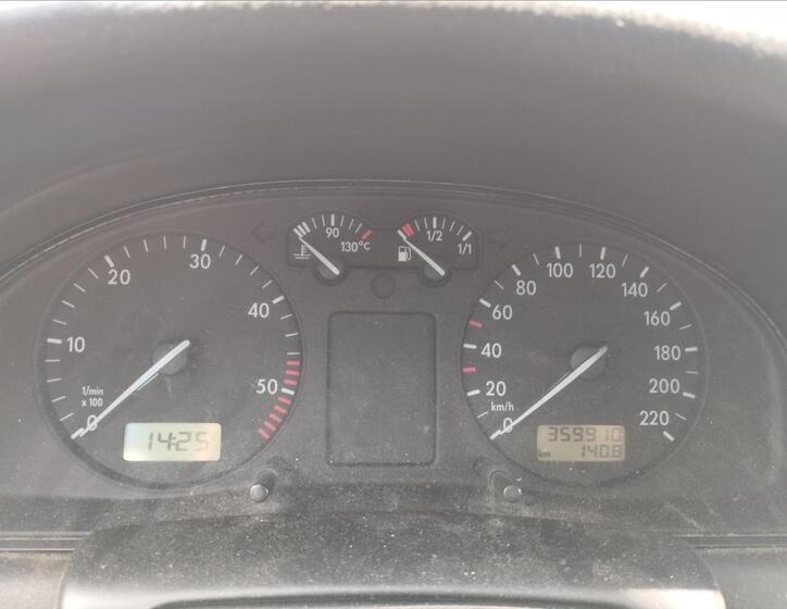 Volkswagen Passat 11