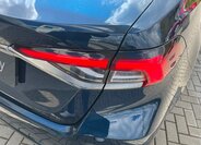 Toyota Corolla Sedan / Limuzína 1,5 l 92 kw