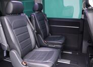 Volkswagen Multivan 15