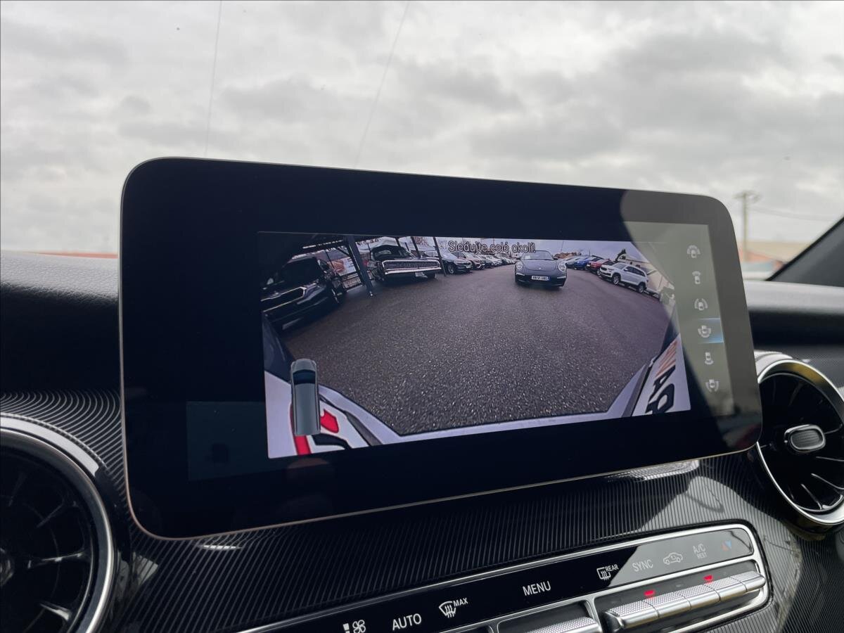 Mercedes-Benz Třídy V MPV 2,0 l 174 kw