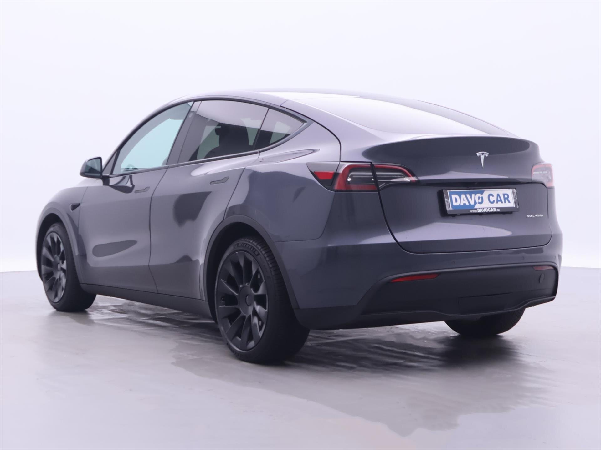 Tesla Model Y SUV / Terénní 0,0 258 kw