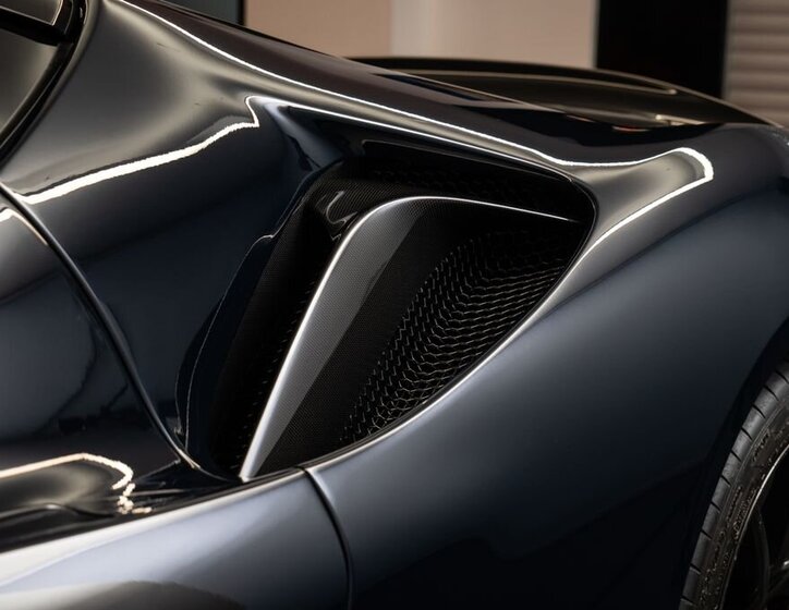 Ferrari SF90 Kupé 4,0 l 736 kw