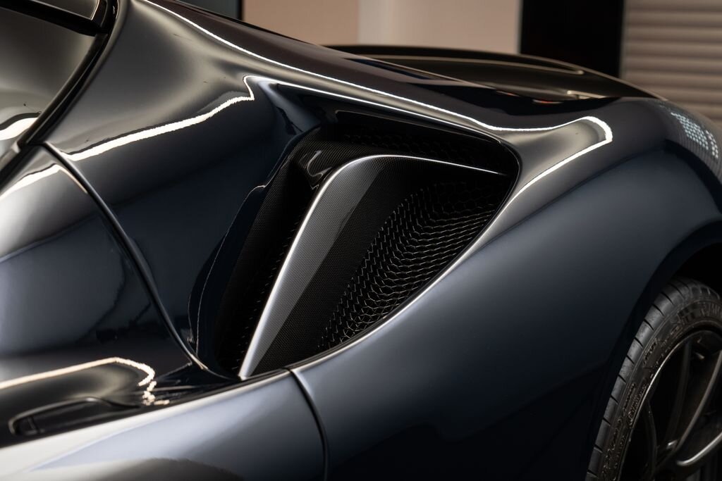 Ferrari SF90 Kupé 4,0 l 736 kw