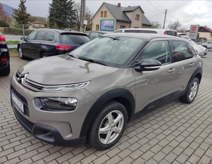 Citroën C4 Cactus Hatchback 1,2 l 81 kw