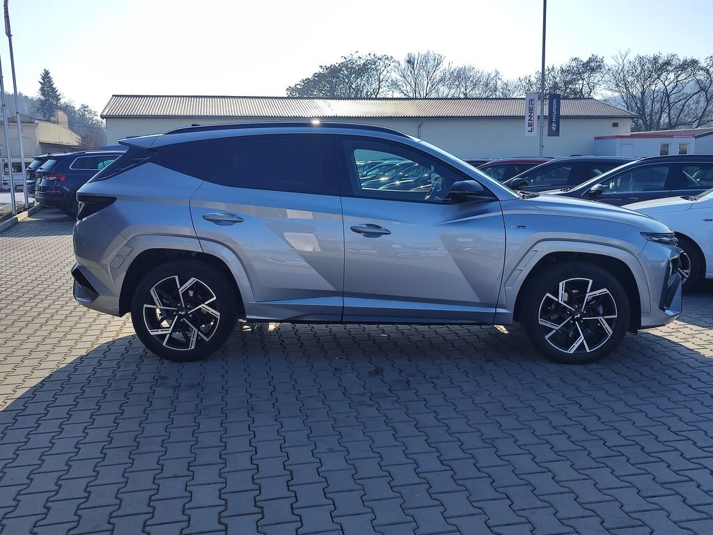 Hyundai Tucson SUV / Terénní 1,6 l 118 kw