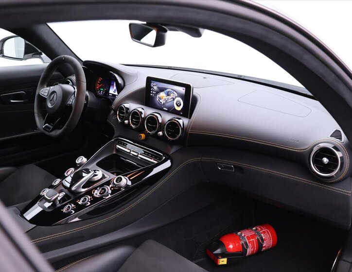 Mercedes-Benz AMG GT Kupé 4,0 l 430 kw