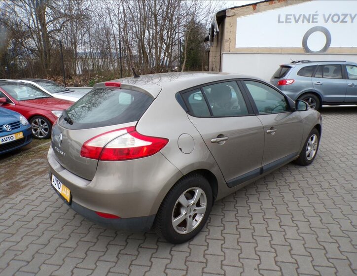 Renault Mégane Hatchback 1,6 l 74 kw