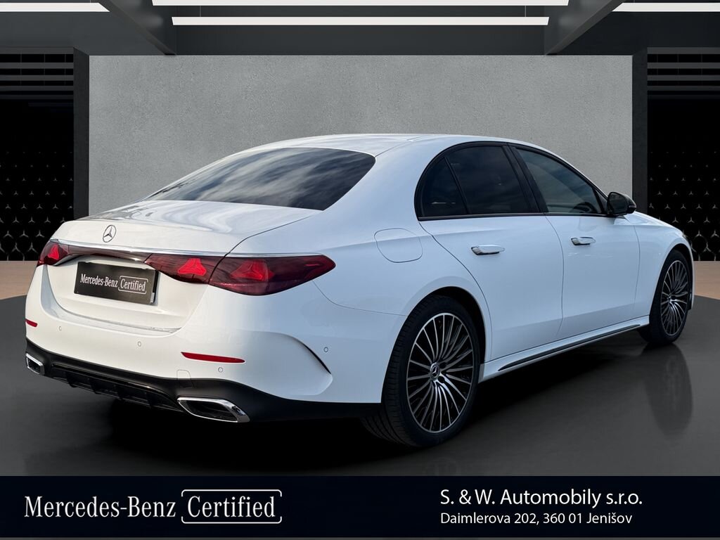 Mercedes-Benz Třídy E Sedan / Limuzína 2,0 l 145 kw