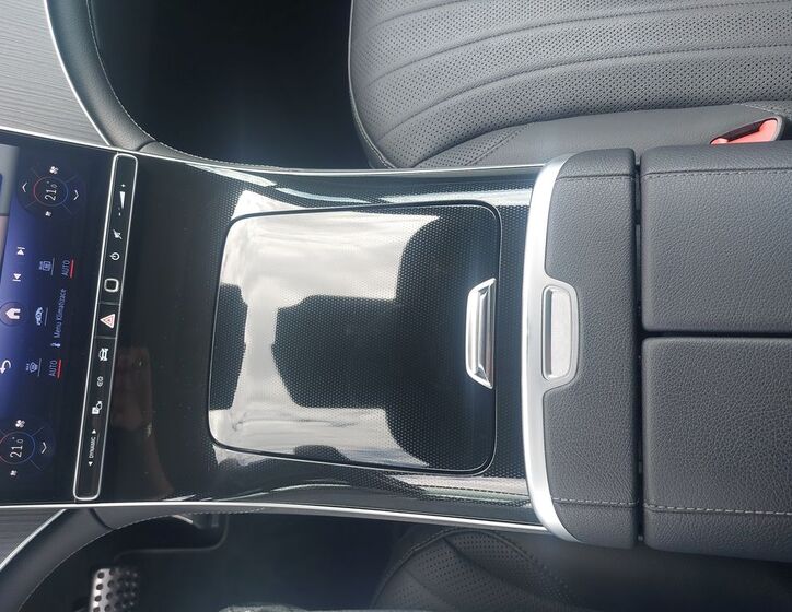 Mercedes-Benz EQE 20