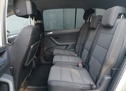 Volkswagen Touran 11