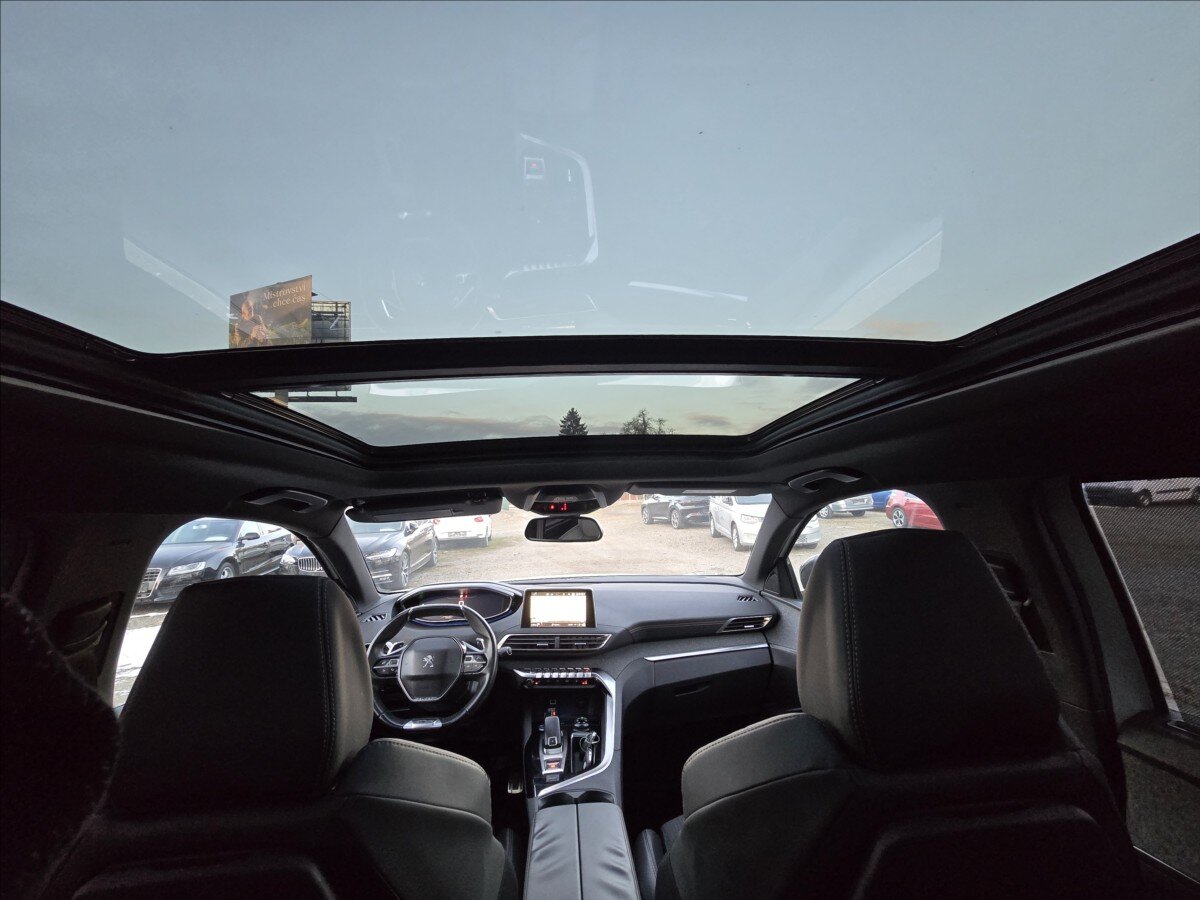 Peugeot 5008 SUV / Terénní 1,6 l 88 kw