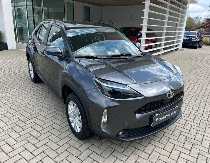 Toyota Yaris Cross SUV / Terénní 1,5 l 68 kw
