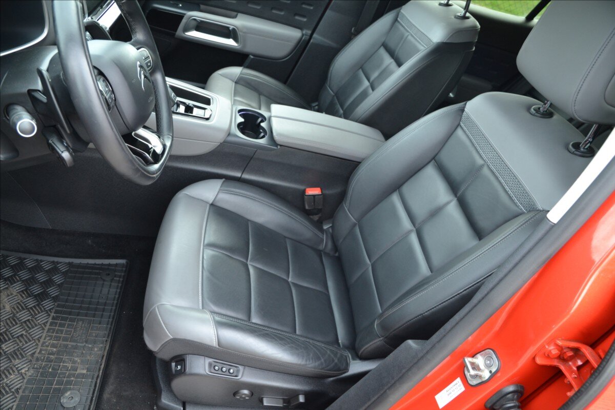 Citroën C5 Aircross SUV / Terénní 1,6 l 133 kw