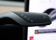 Tesla Model 3 Sedan 0,0 239 kw