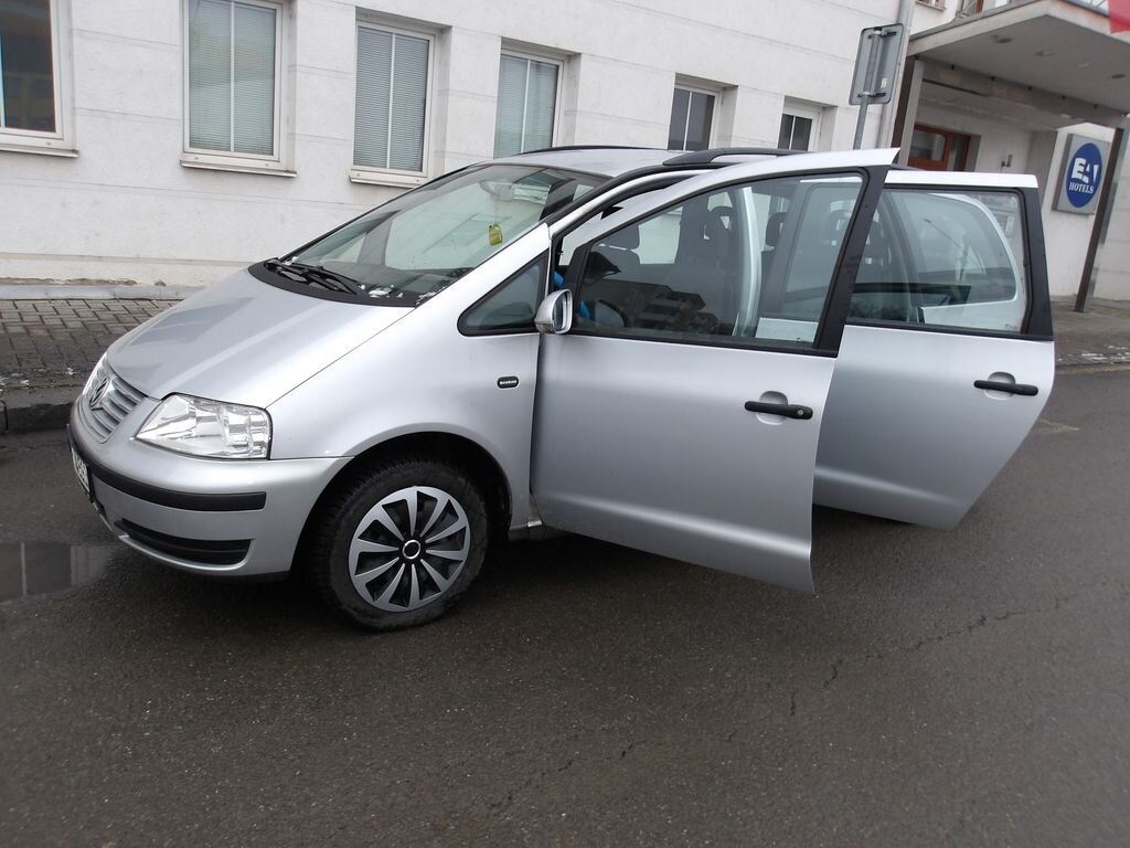Volkswagen Sharan Kombi 1,9 l 85 kw