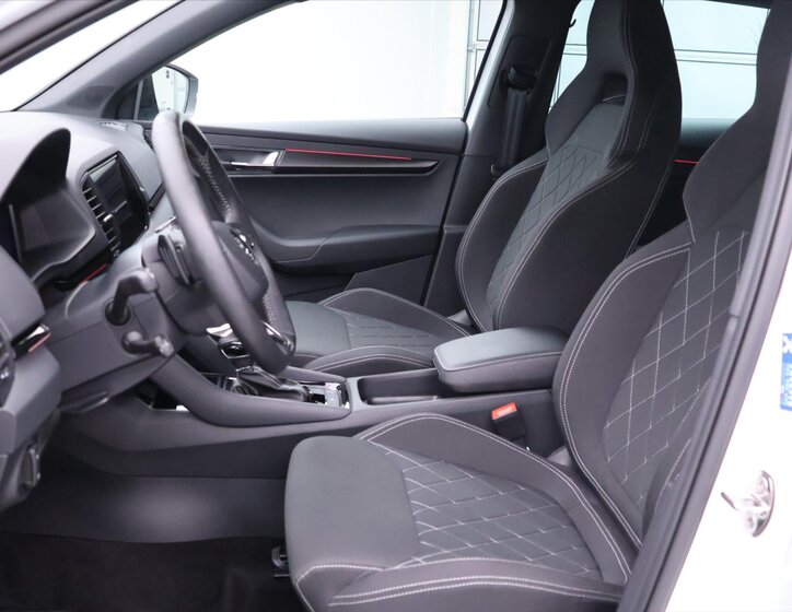 Škoda Karoq SUV / Terénní 2,0 l 110 kw