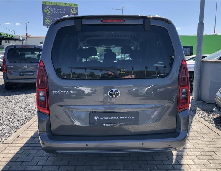 Toyota ProAce City Verso Kombi 1,5 l 96 kw