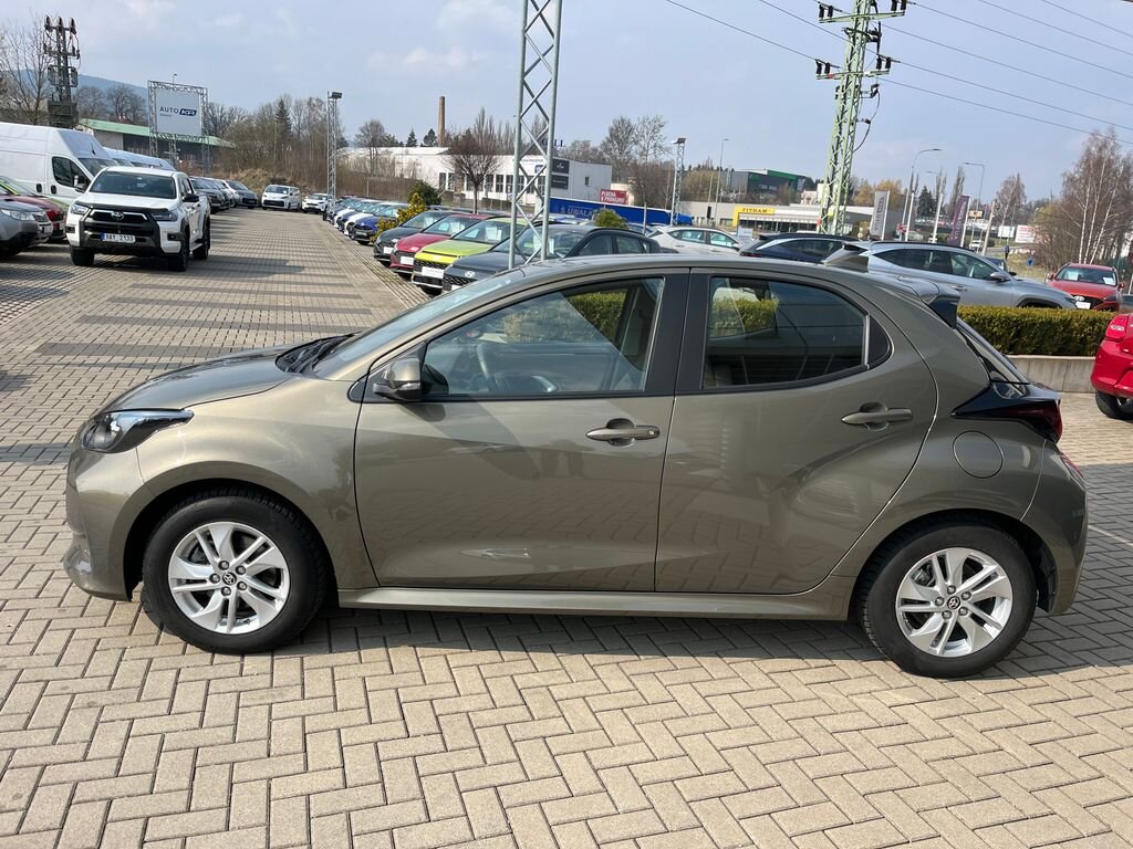 Toyota Yaris Hatchback 1,5 l 68 kw