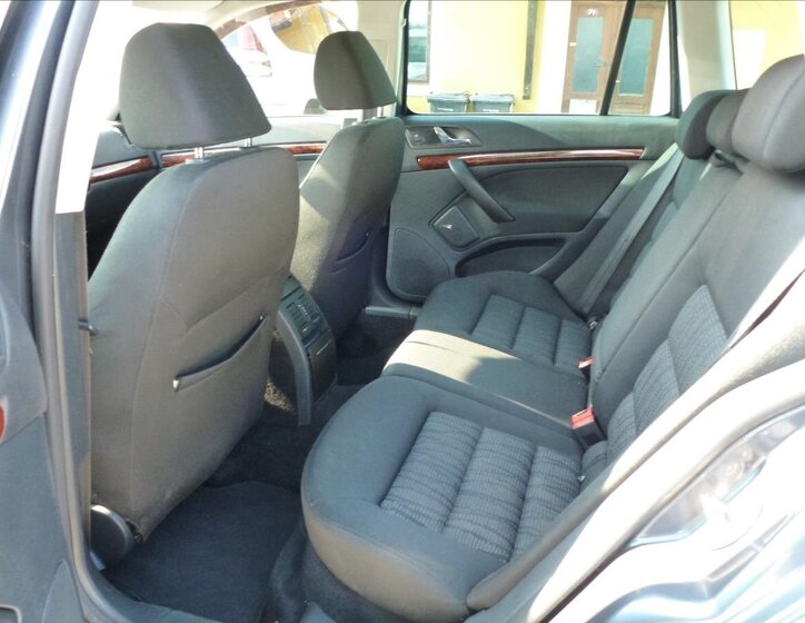 Škoda Octavia Kombi 1,8 l 118 kw