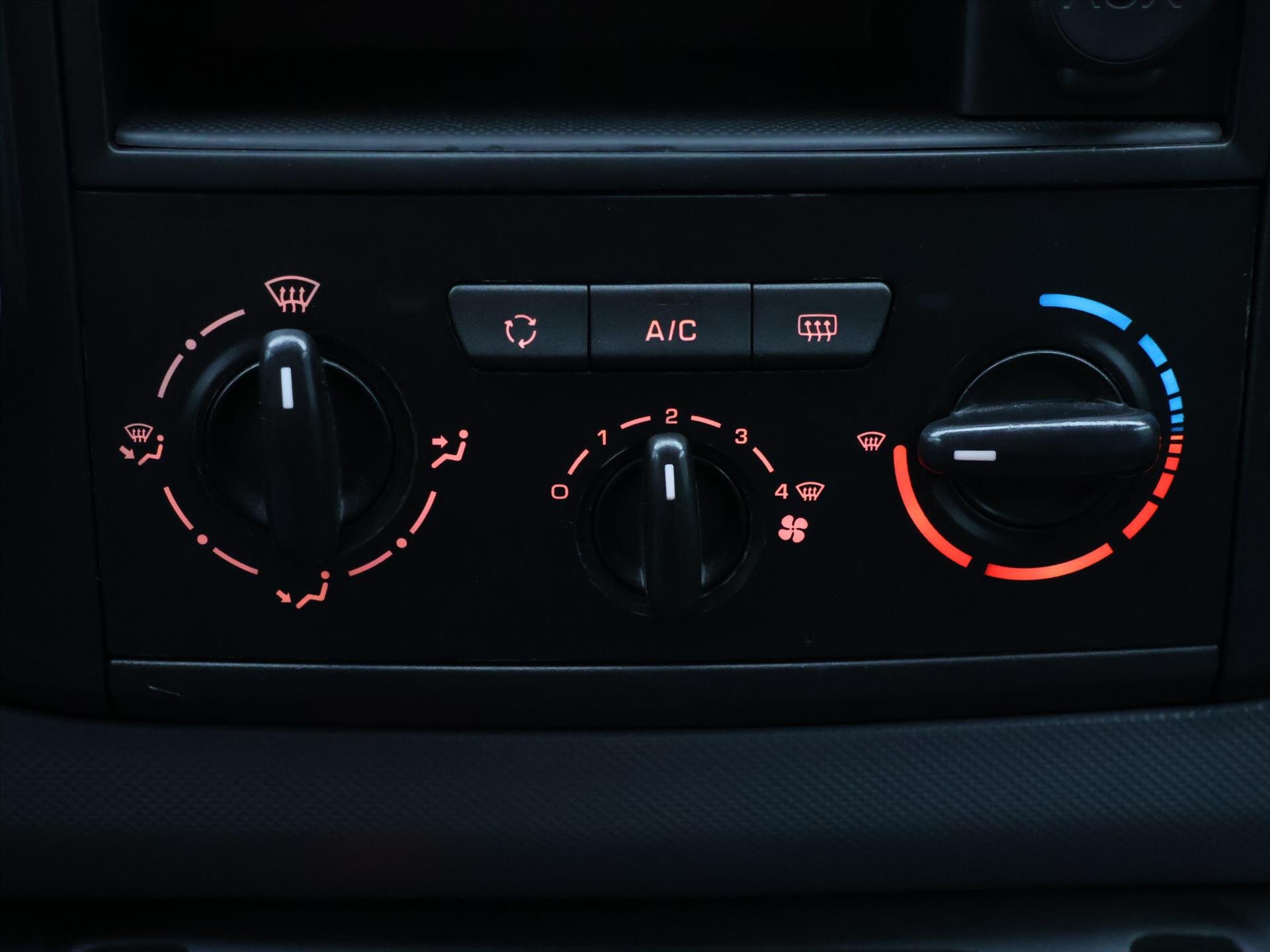 Peugeot Partner Ostatní 1,6 l 73 kw