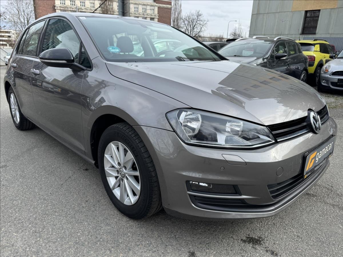 Volkswagen Golf Hatchback 1,2 l 63 kw