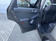 Ford Kuga SUV / Terénní 2,5 l 165 kw