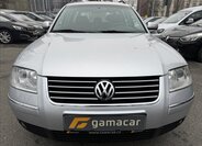Volkswagen Passat 1