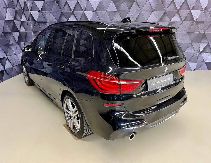 BMW Řada 2 5