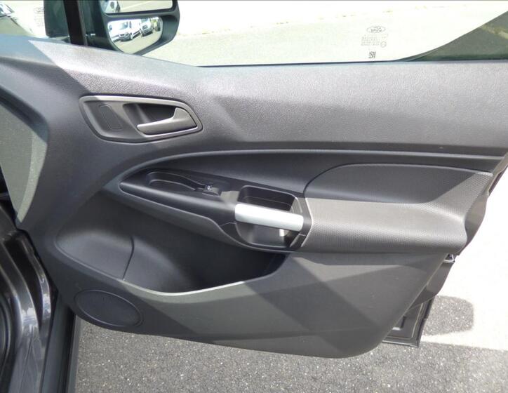 Ford Tourneo Connect 44