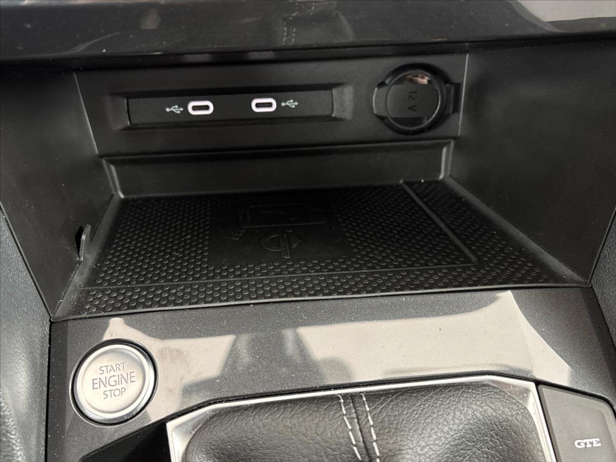 Volkswagen Tiguan SUV / Terénní 1,4 l 110 kw